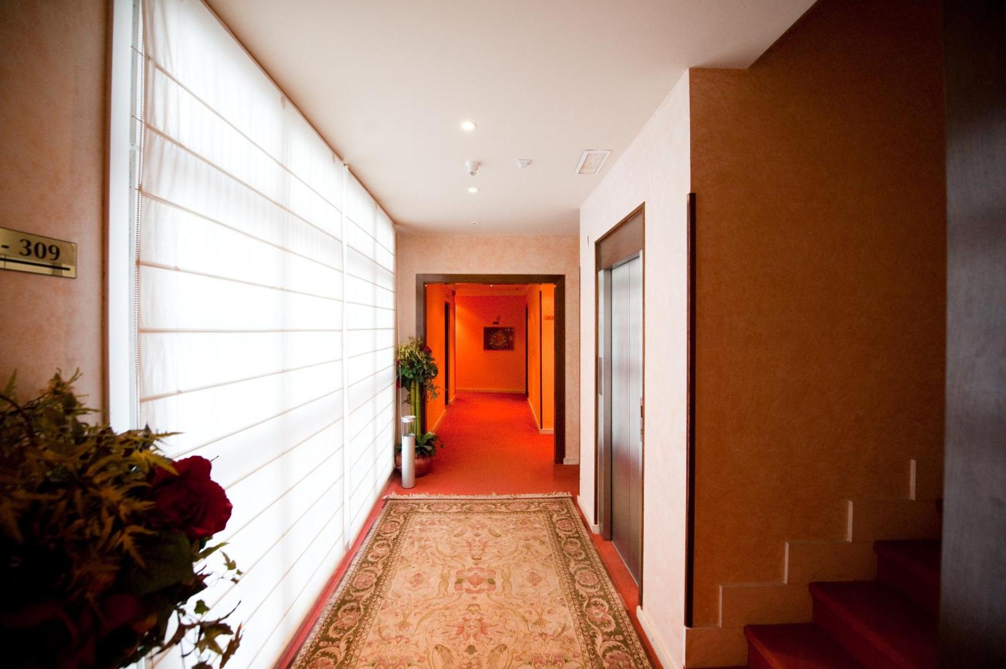Hotel Cordon Burgo Exterior foto